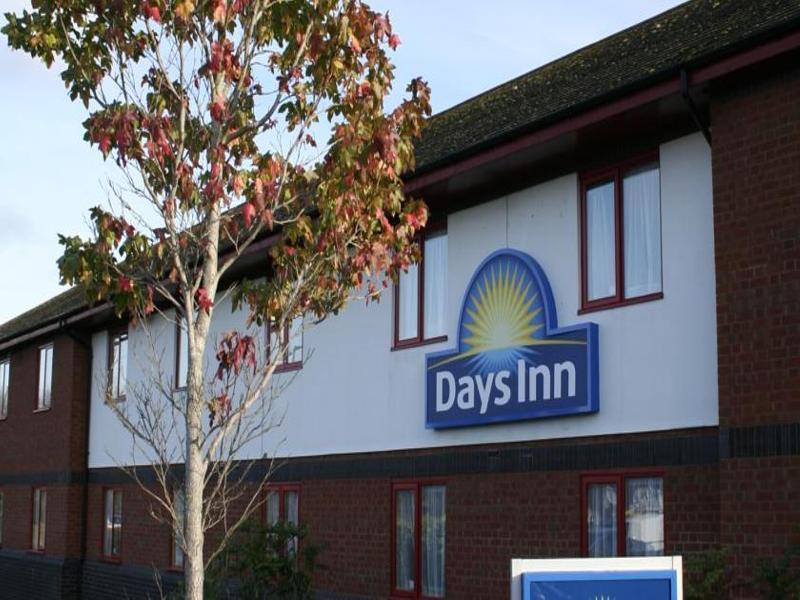 Days Inn Tewkesbury Strensham Экстерьер фото