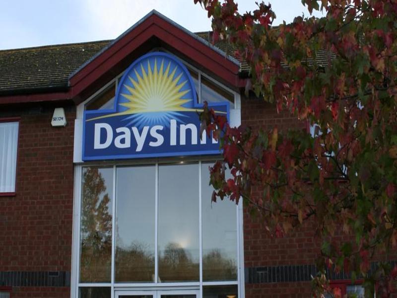 Days Inn Tewkesbury Strensham Экстерьер фото