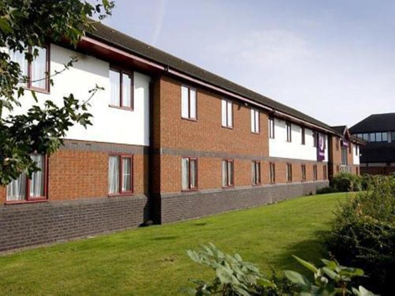 Days Inn Tewkesbury Strensham Экстерьер фото